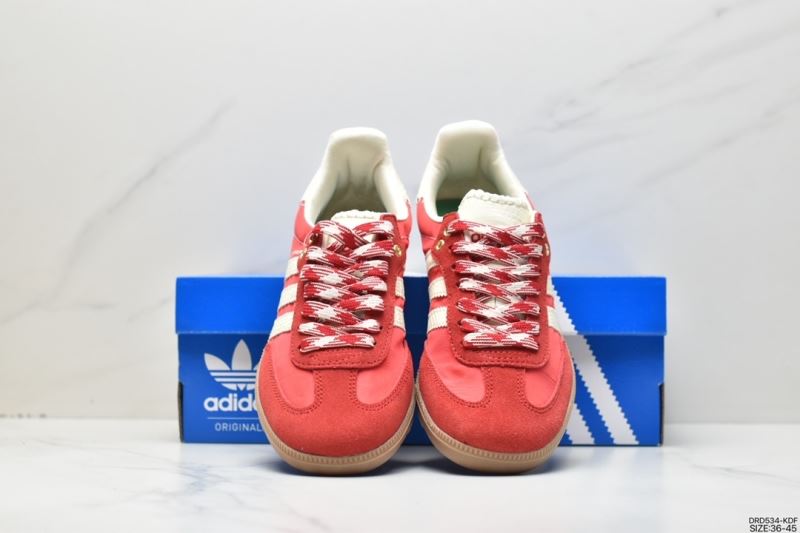 Adidas Sneakers